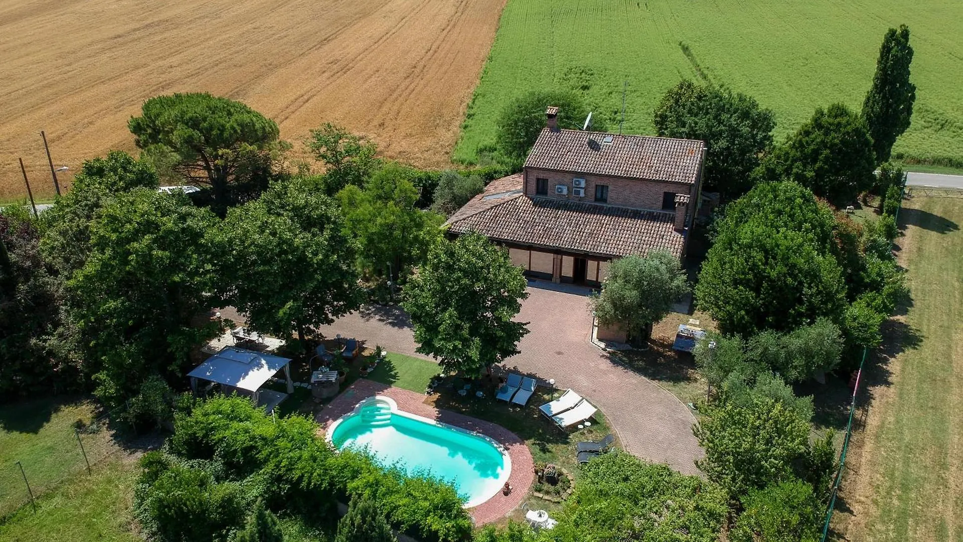 Bed and Breakfast Casato Olmeda Кориано Италия